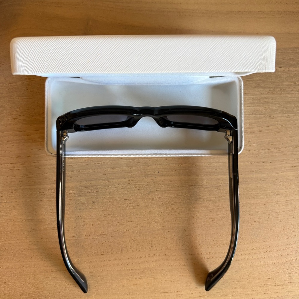 Chimi PERGA Black Rectangular Sunglasses - image 3